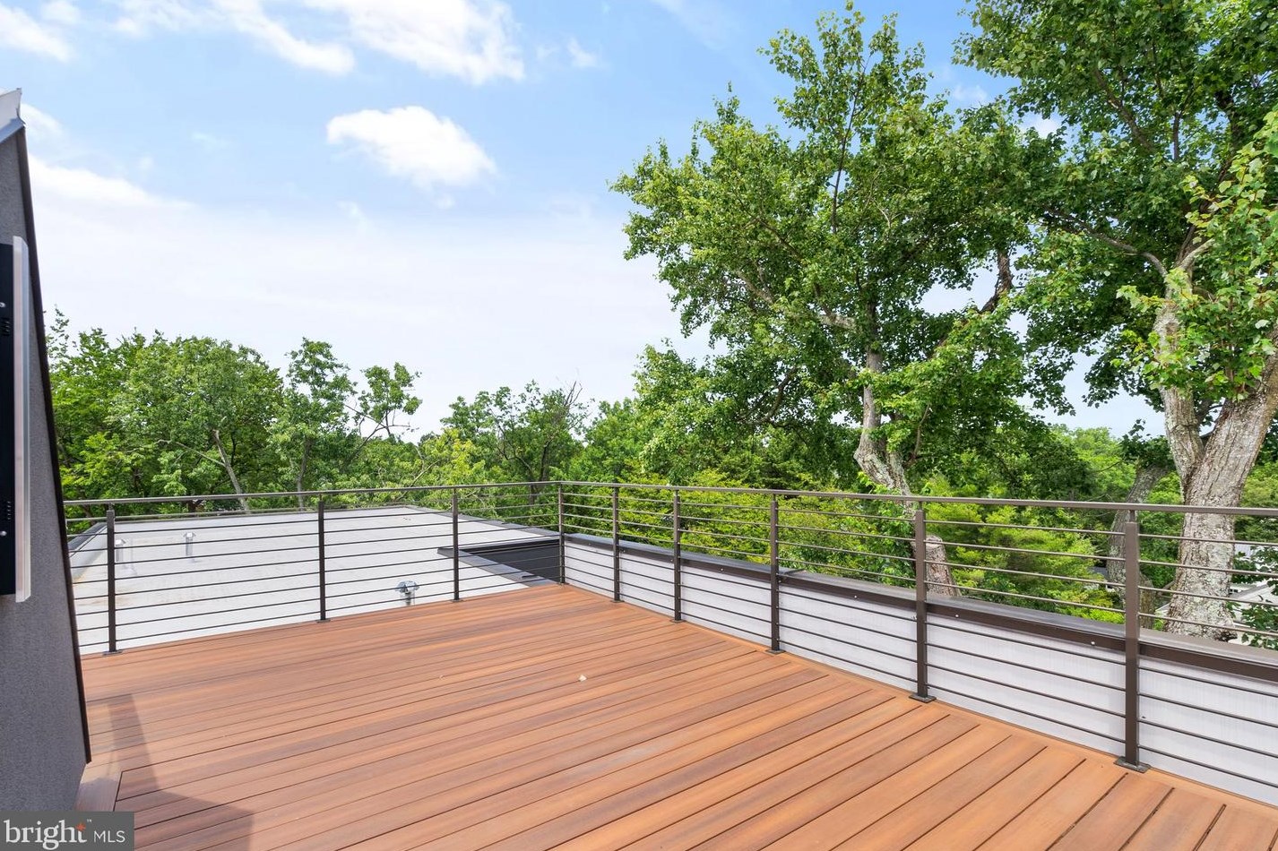 6118 30th St, Washington DC  20015-1512 exterior