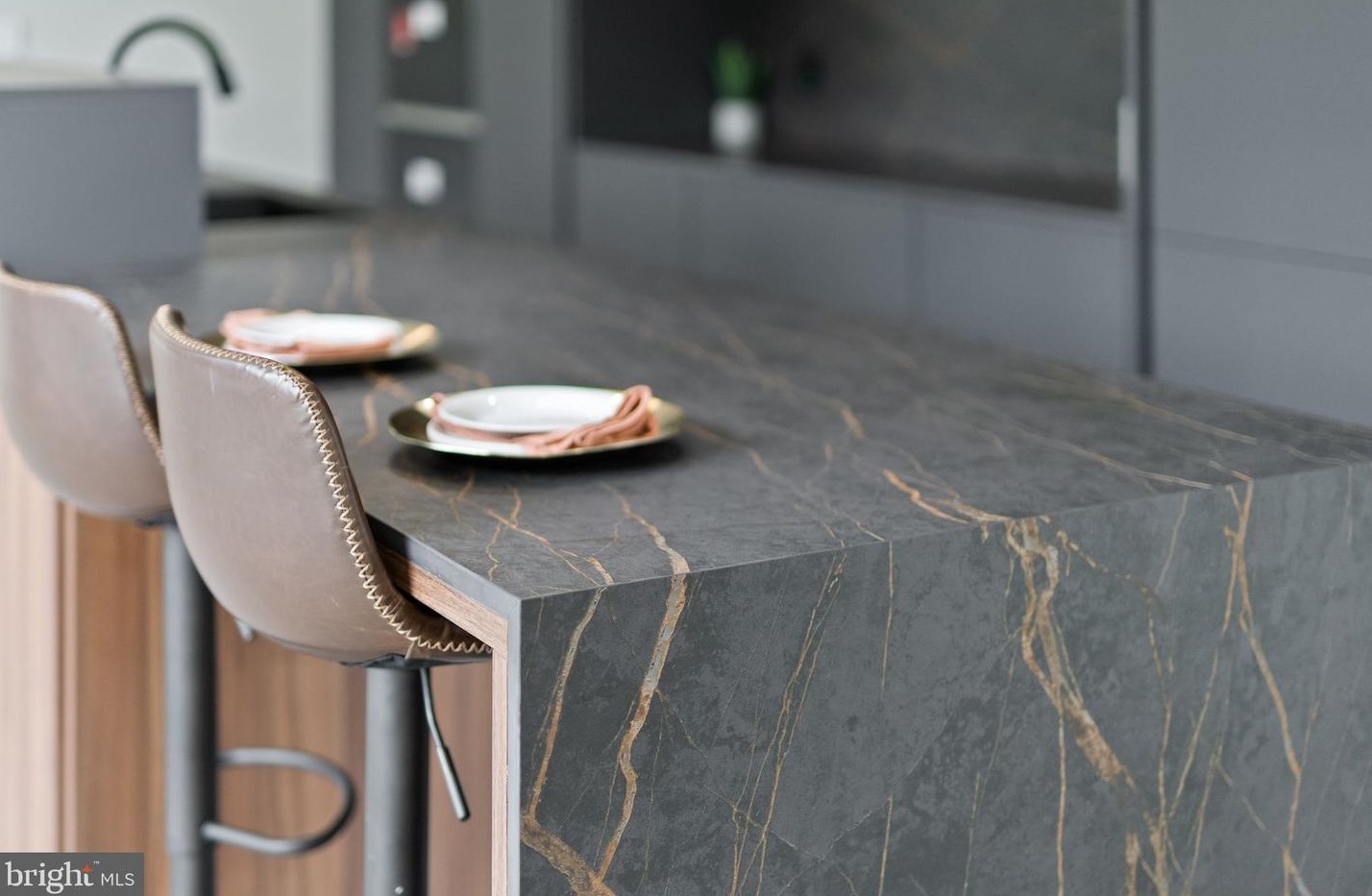 6118 30th St, Washington DC  20015-1512 exterior