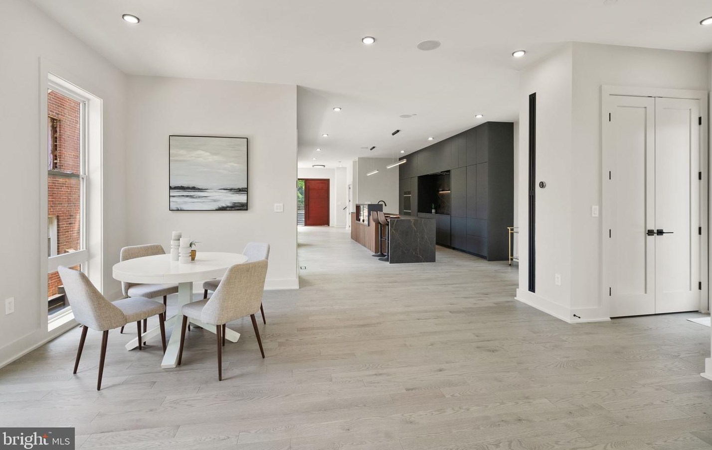 6118 30th St, Washington DC  20015-1512 exterior