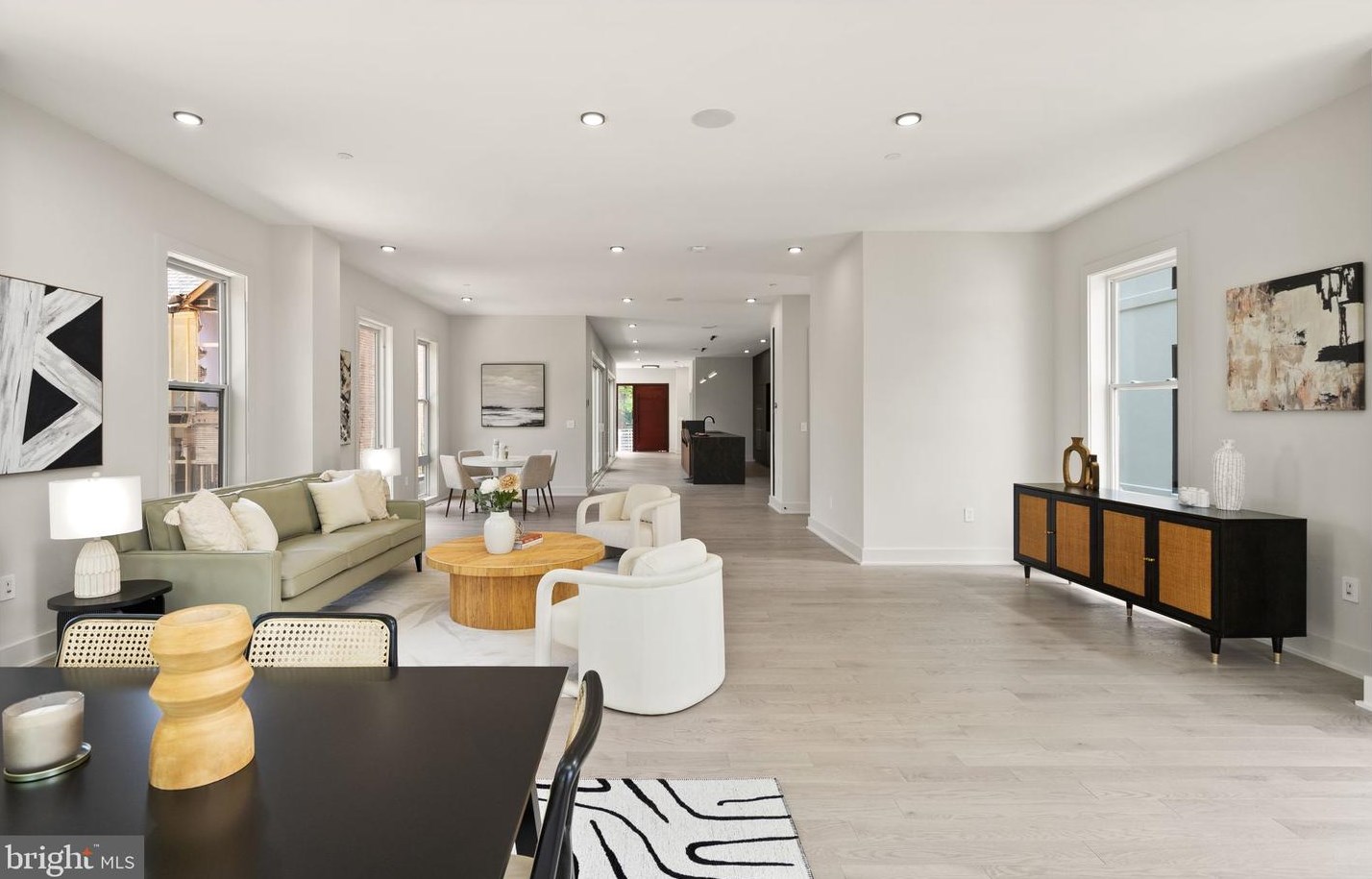 6118 30th St, Washington DC  20015-1512 exterior