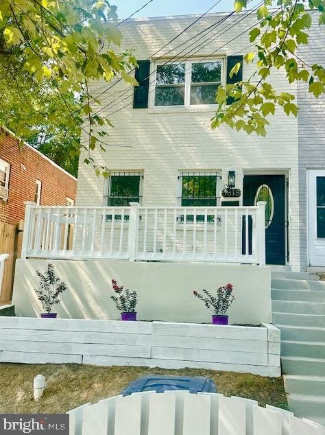 5818 Eads St Ne, Washington, DC 20019
