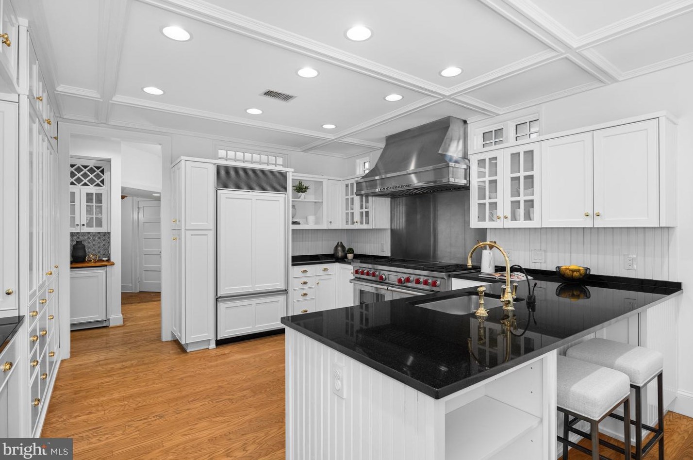 3301 Highland Pl, Washington DC  20008-3234 exterior