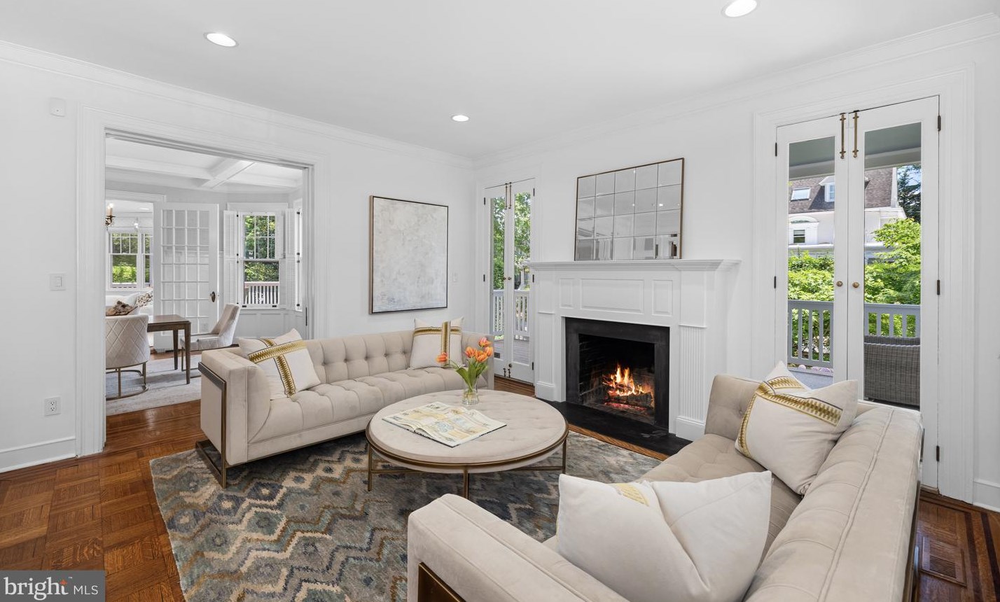 3301 Highland Pl, Washington DC  20008-3234 exterior