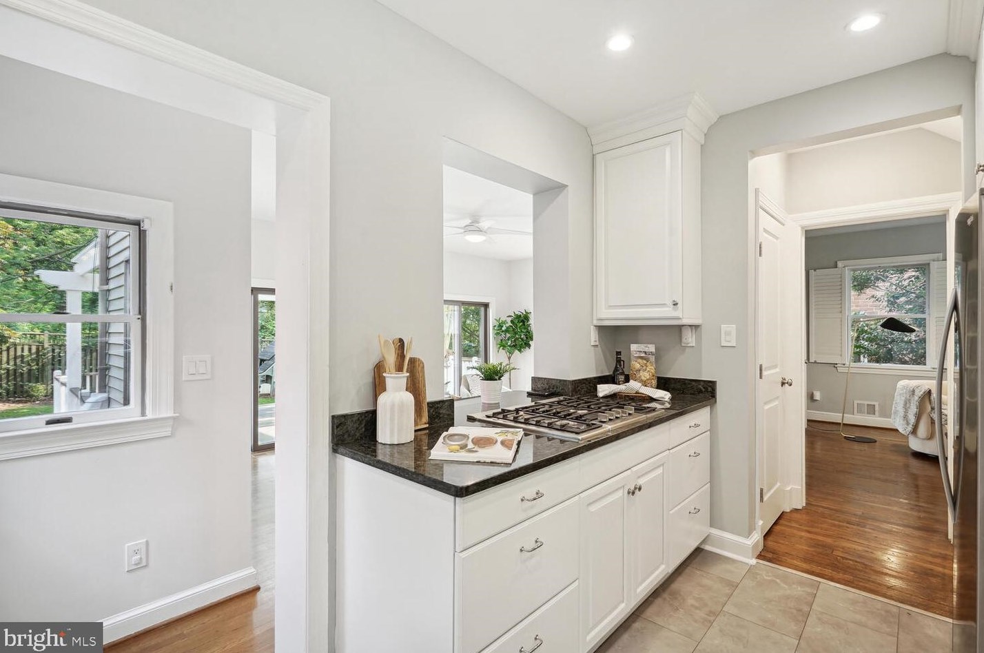 3932 Garrison St, Washington DC  20016-4220 exterior