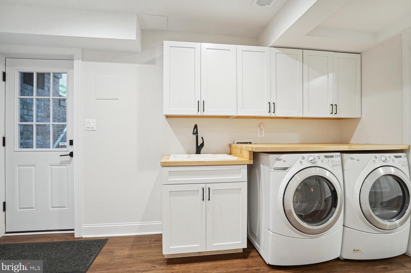 3932 Garrison St, Washington DC  20016-4220 exterior