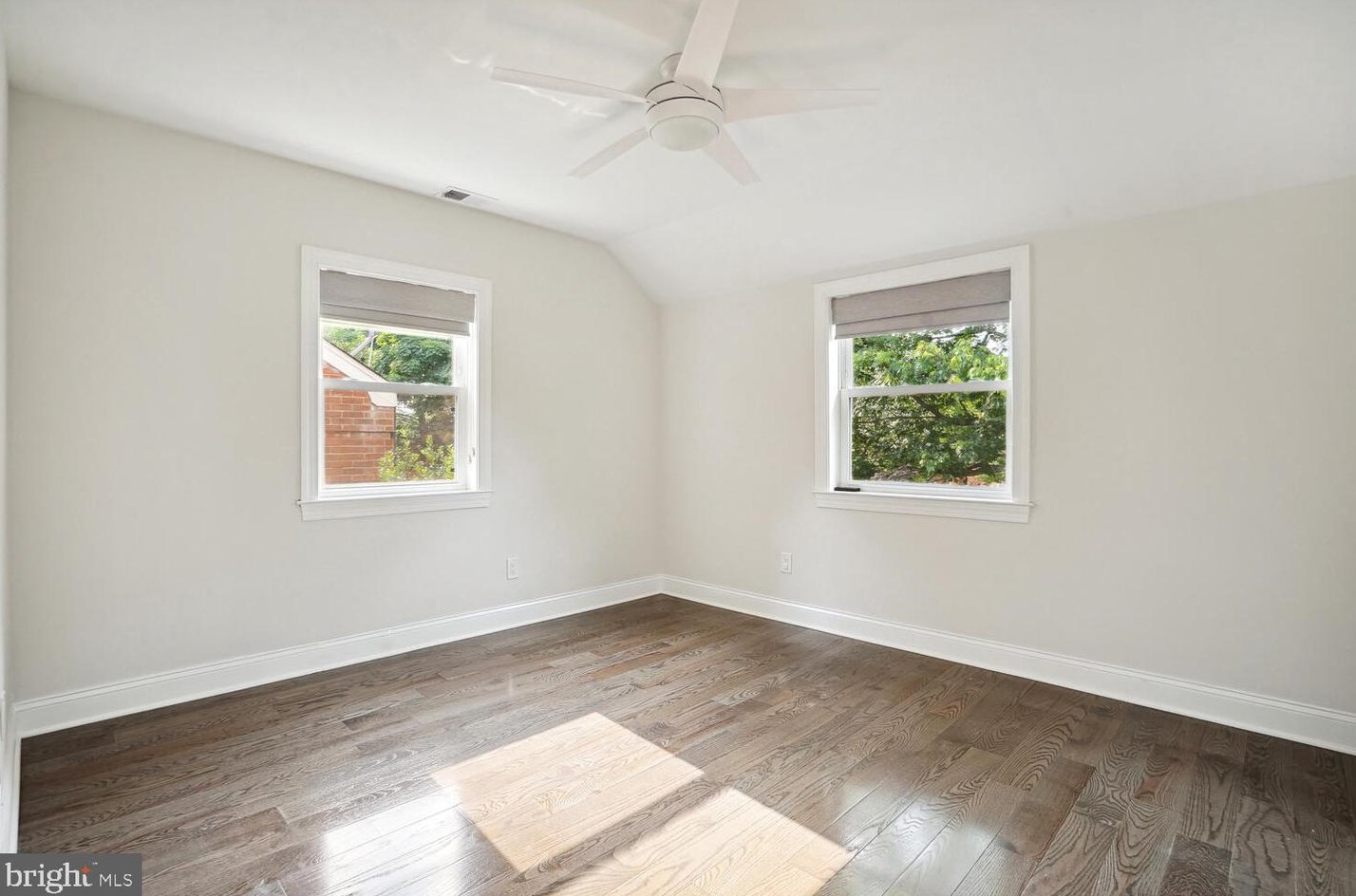 3932 Garrison St, Washington DC  20016-4220 exterior