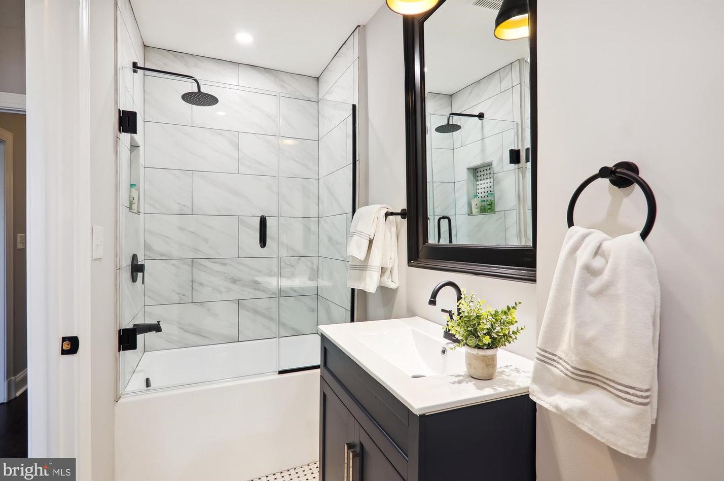 4417 3 St, Washington DC 20003-1930 exterior