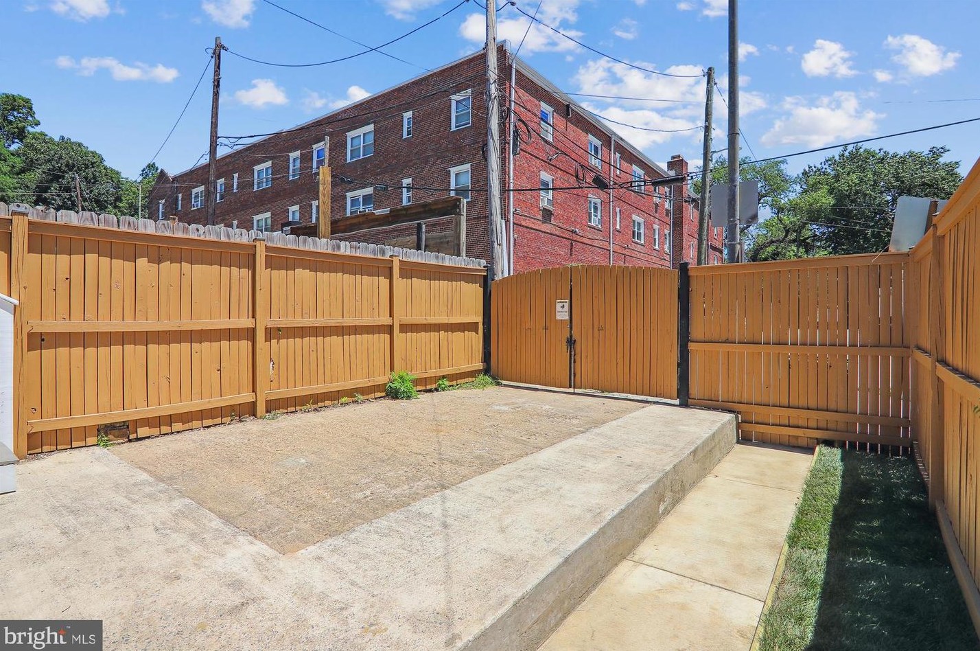 4417 3 St, Washington DC 20003-1930 exterior