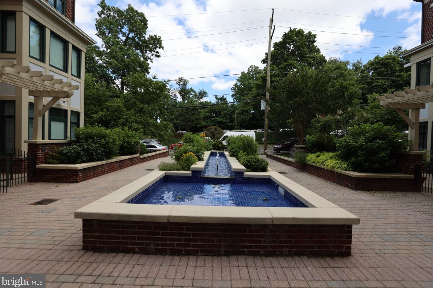 4750 41st St Nw #406, Washington, DC 20016