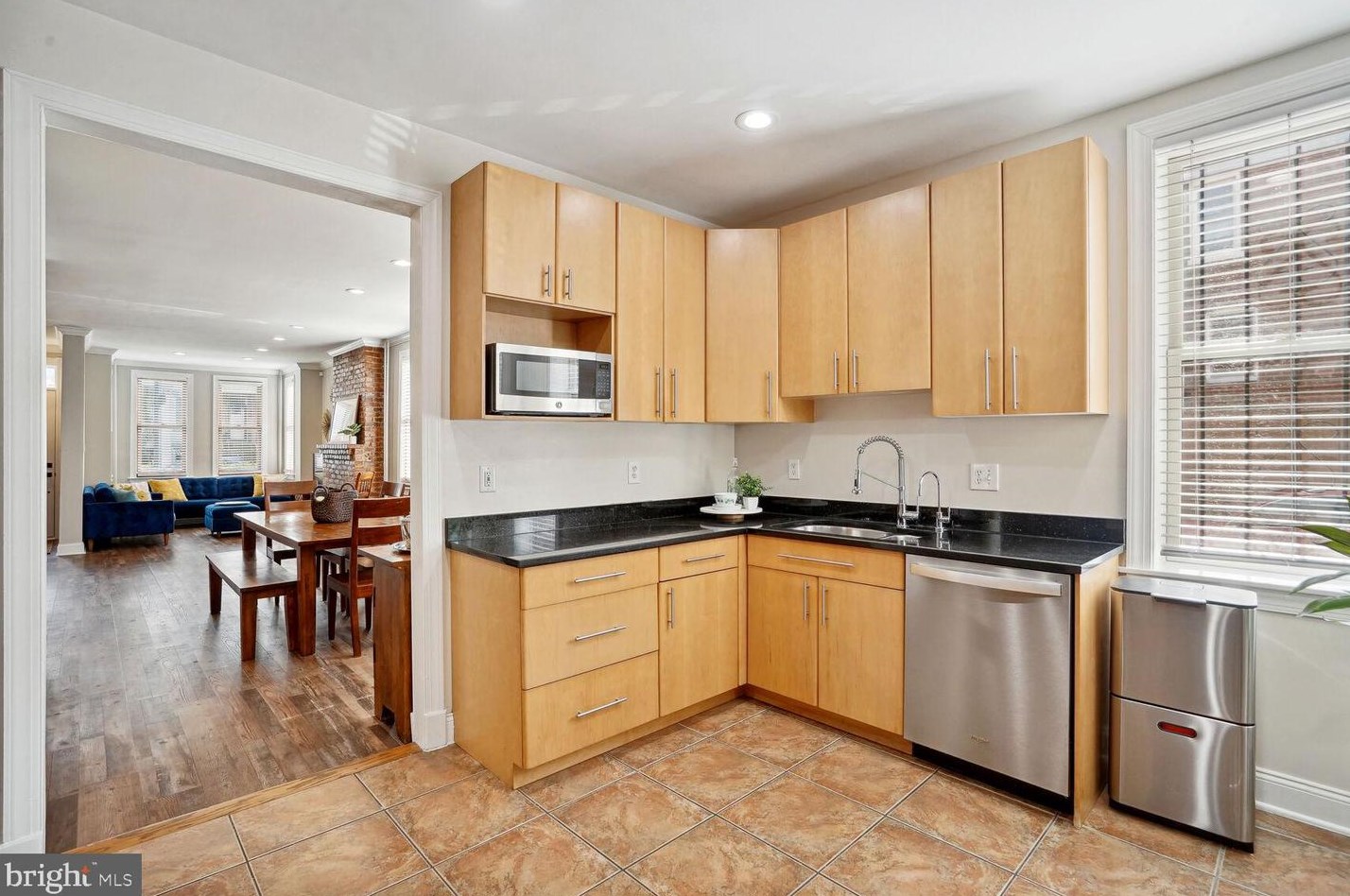 1426 F St, Washington DC  20004-1003 exterior