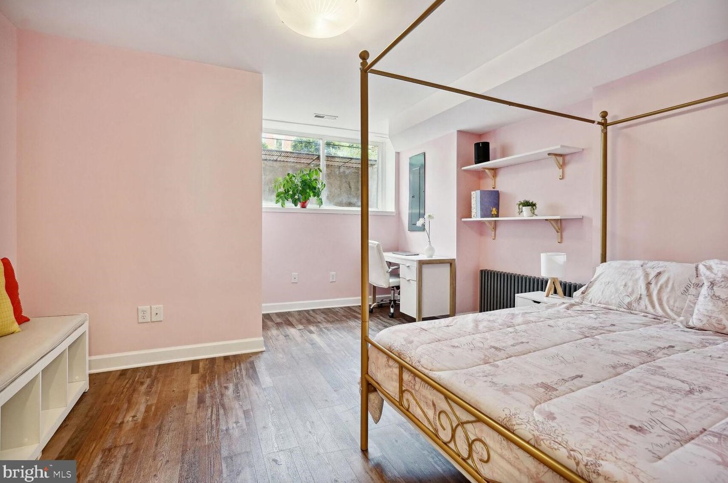 1426 F St, Washington DC  20004-1003 exterior