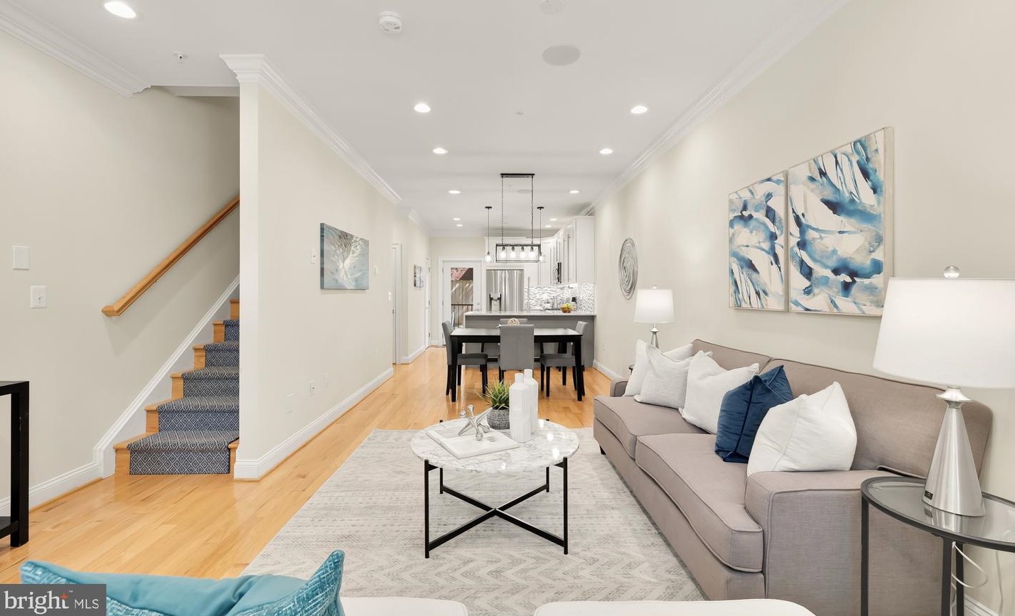 1028 D St, Washington DC 20002-2139 exterior