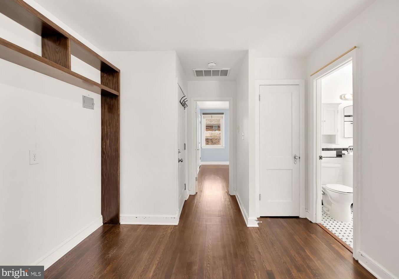 21 Hamilton St, Washington DC  20011-6715 exterior