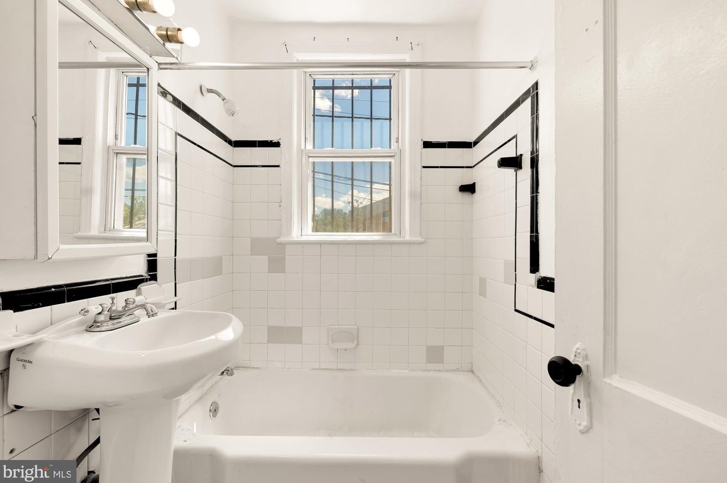 21 Hamilton St, Washington DC  20011-6715 exterior