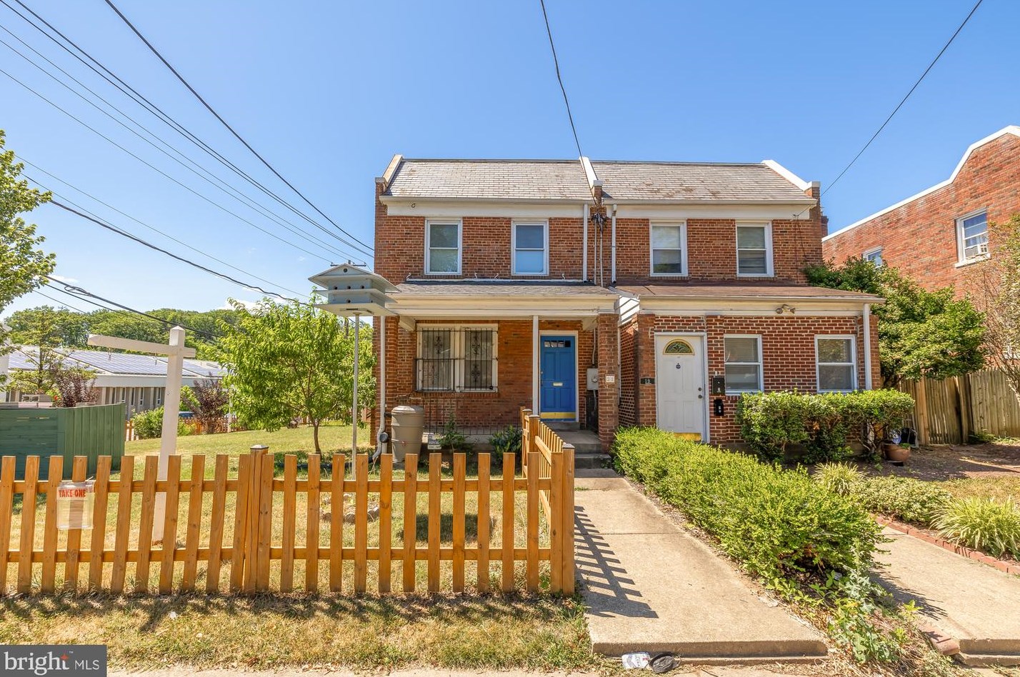 21 Hamilton St, Washington, DC 20011-6715