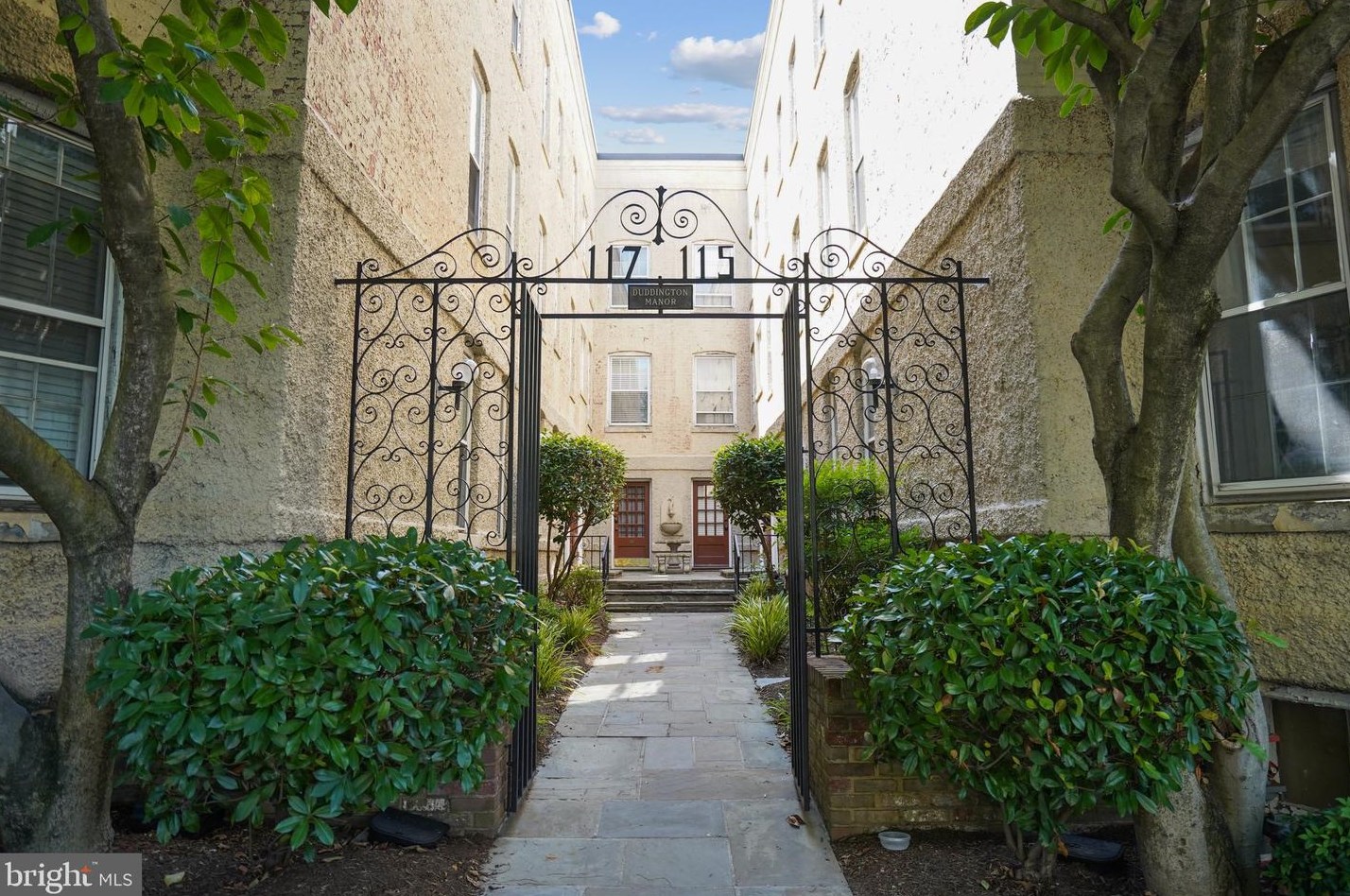 115 E St, Washington, DC 20003-2618