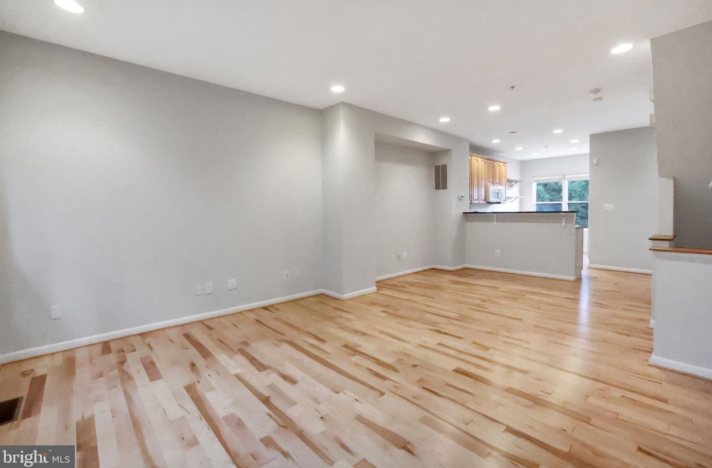 2133 12th Pl, Washington DC  20009-7515 exterior