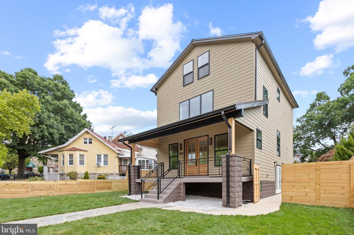 2225 Lawrence St Ne, Washington, DC 20018