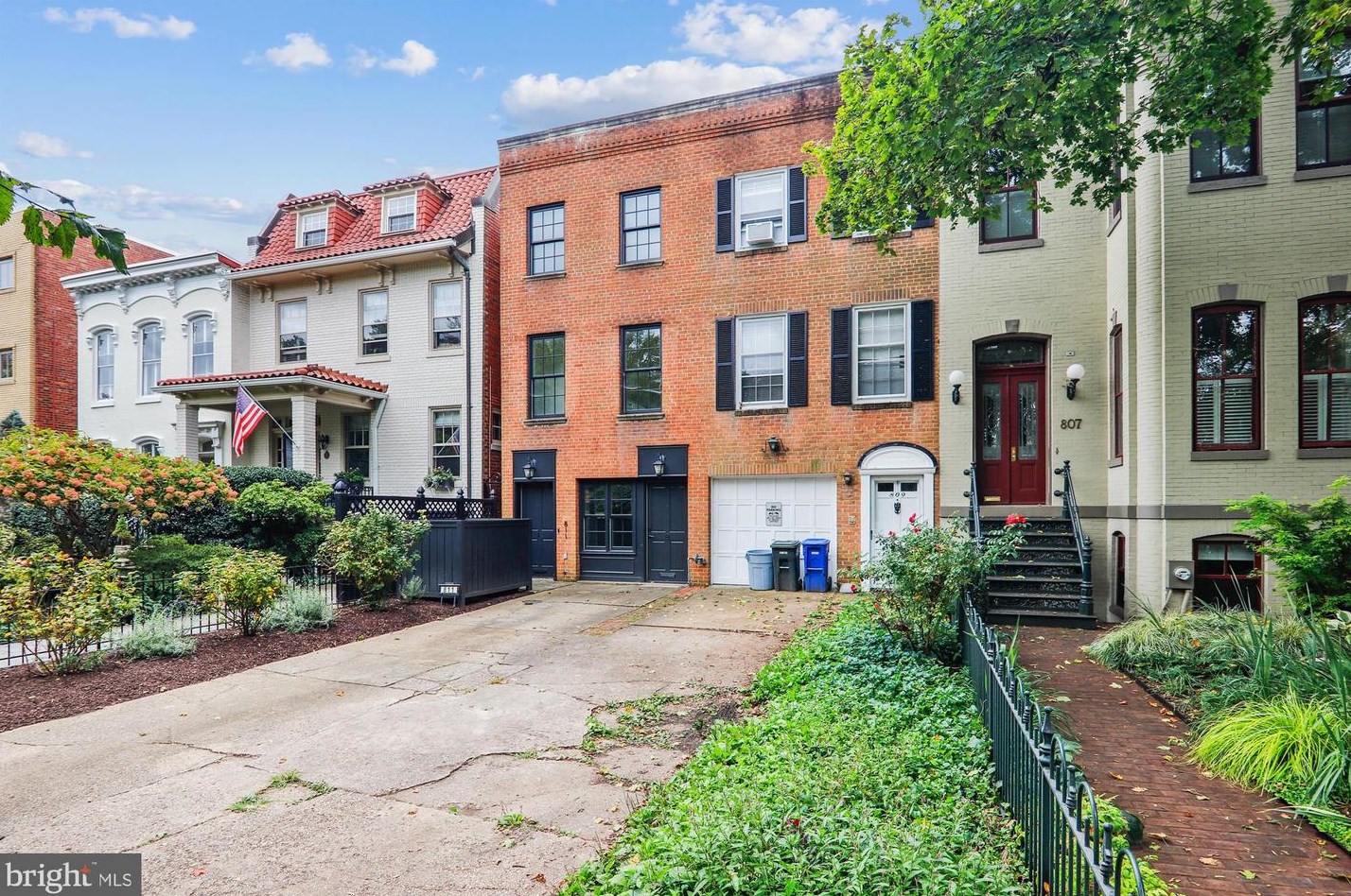 811 E Capitol Street Se #b, Washington, DC 20003