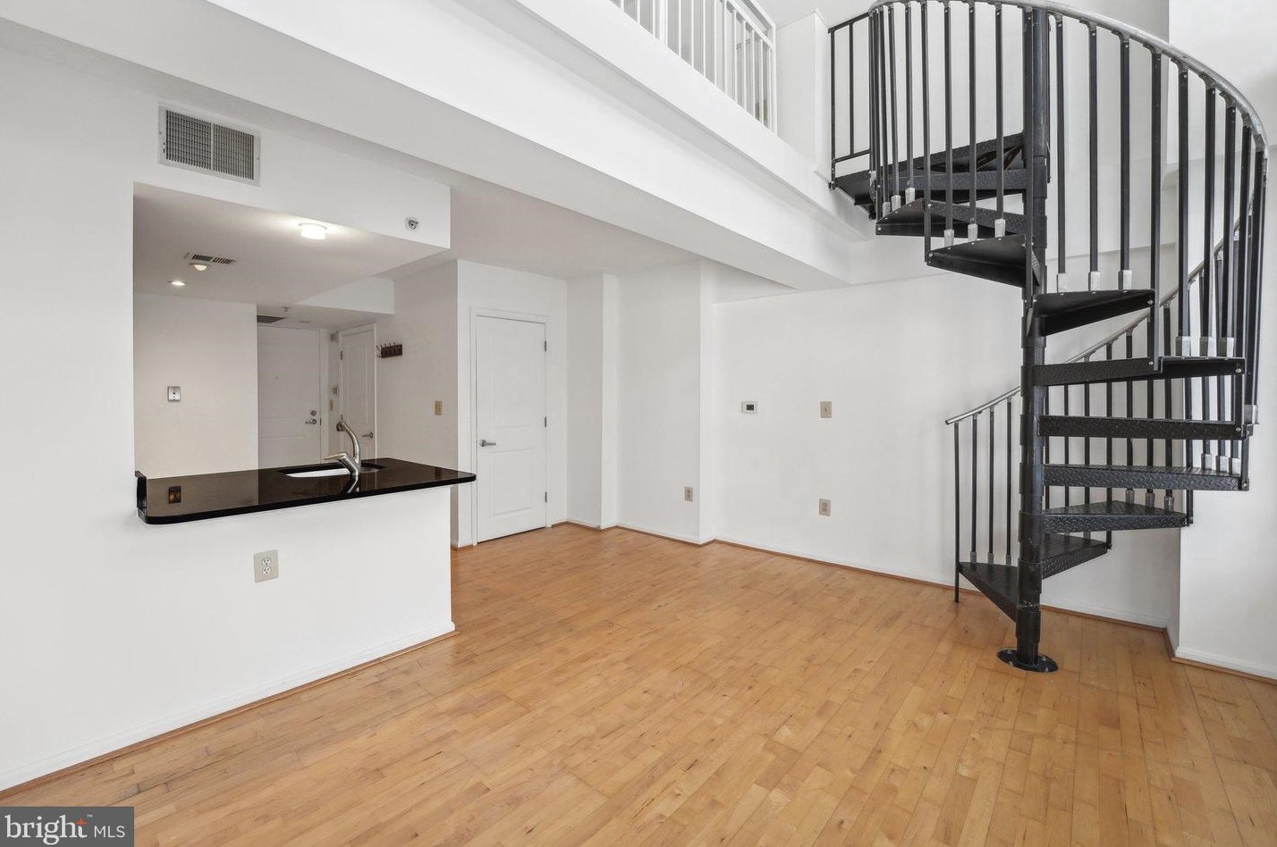 1225 13th St Nw #103, Washington, DC 20005