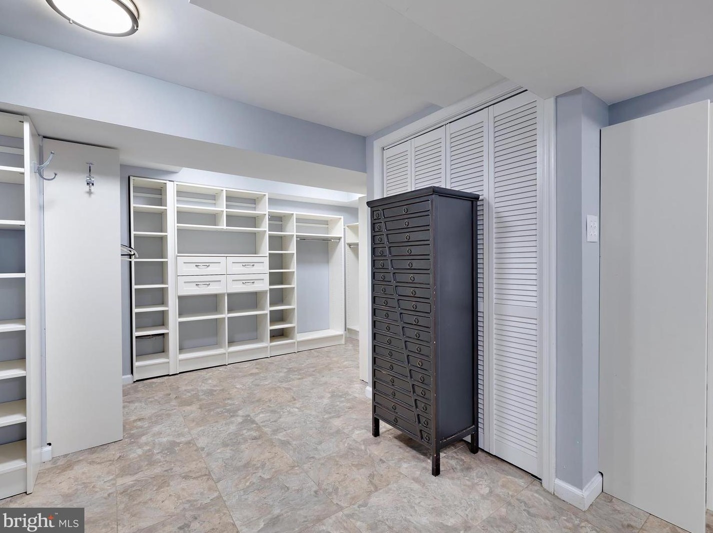 5376 28 St, Washington DC  20007-3355 exterior