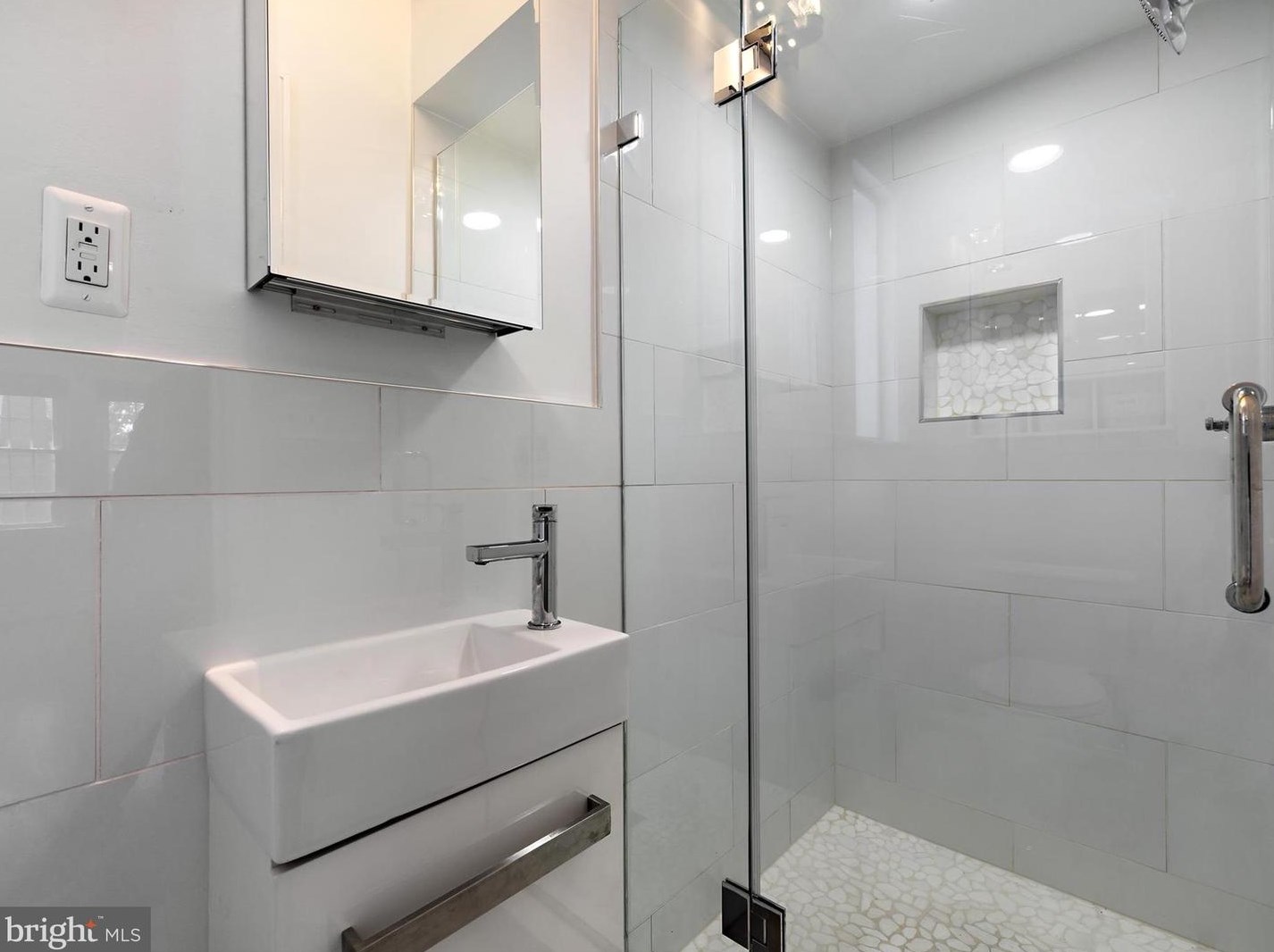 5376 28 St, Washington DC  20007-3355 exterior