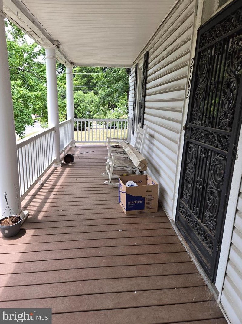 2502 Hamlin St, Washington, DC 20018-2529
