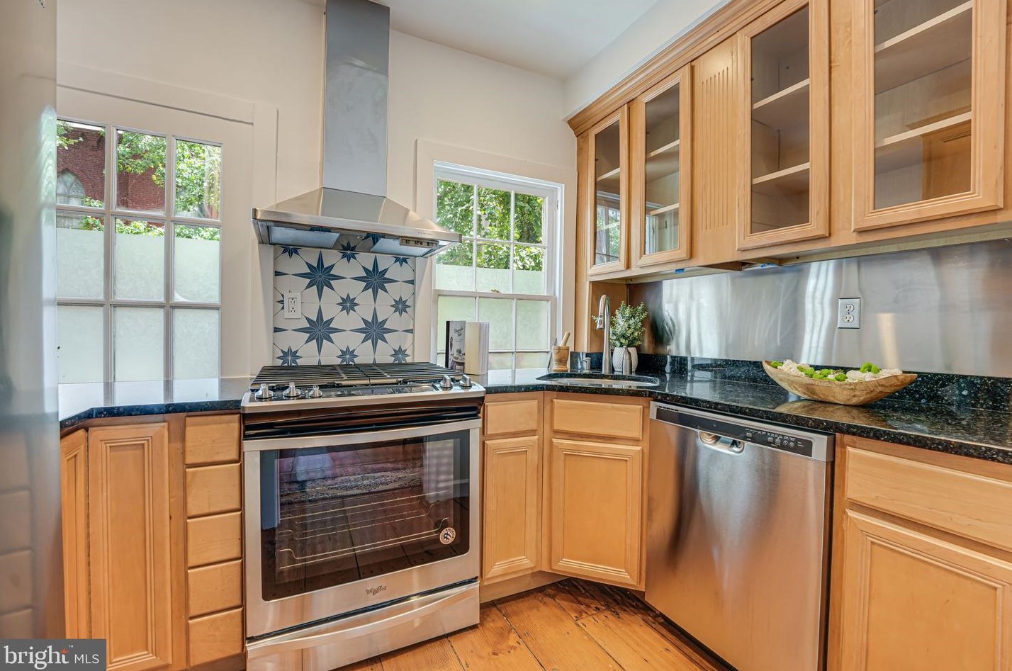 1320 27th St, Washington DC  20020-3656 exterior