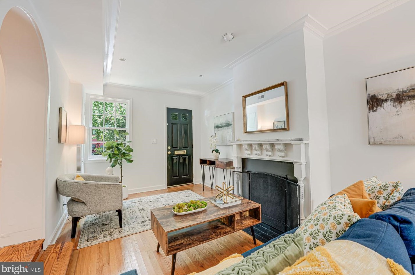 1320 27th St, Washington DC  20020-3656 exterior