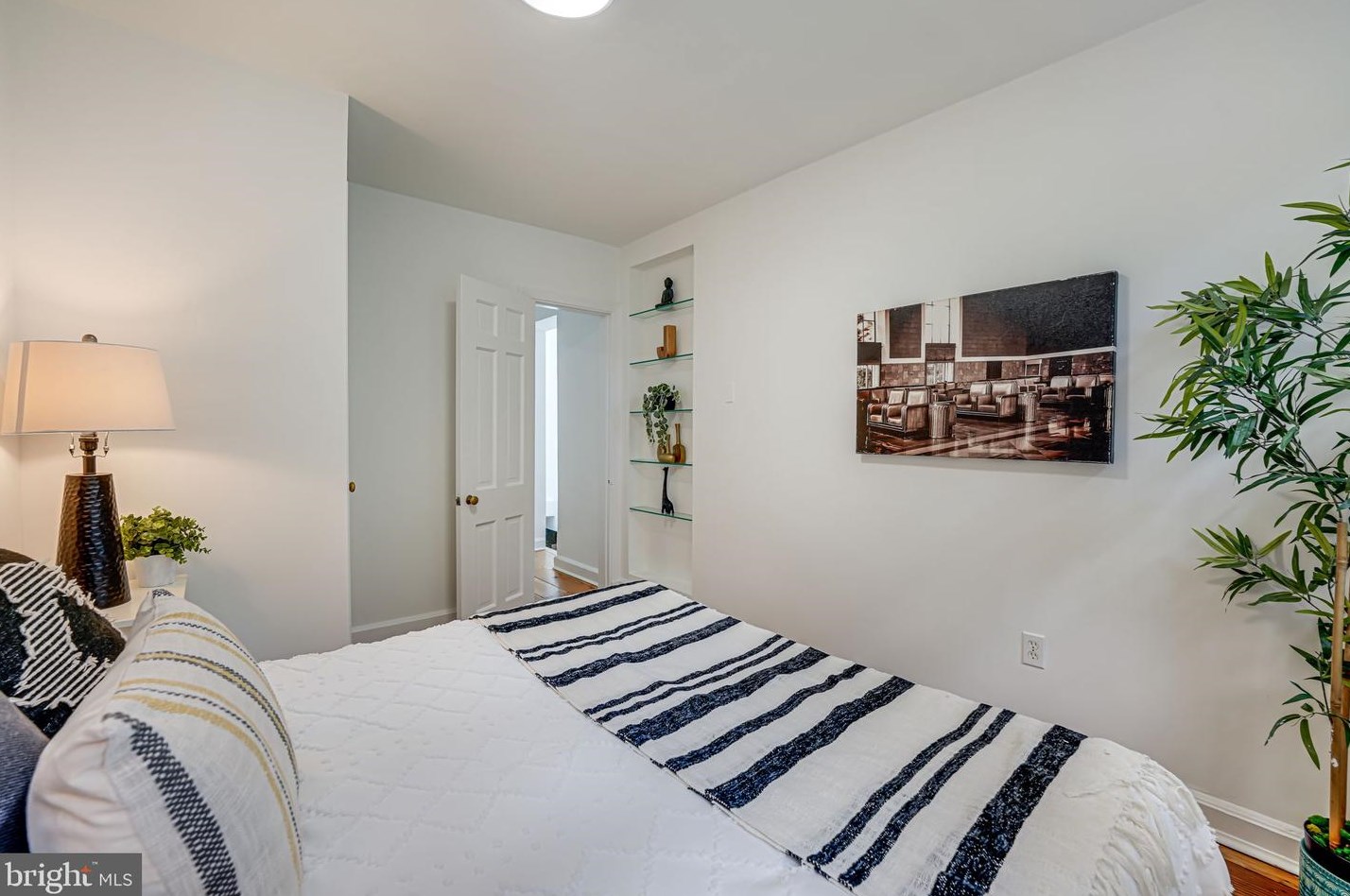 1320 27th St, Washington DC  20020-3656 exterior