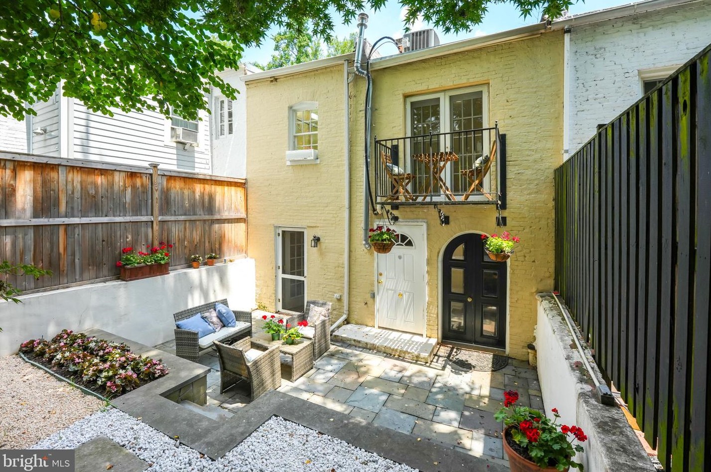 1320 27th St, Washington DC  20020-3656 exterior