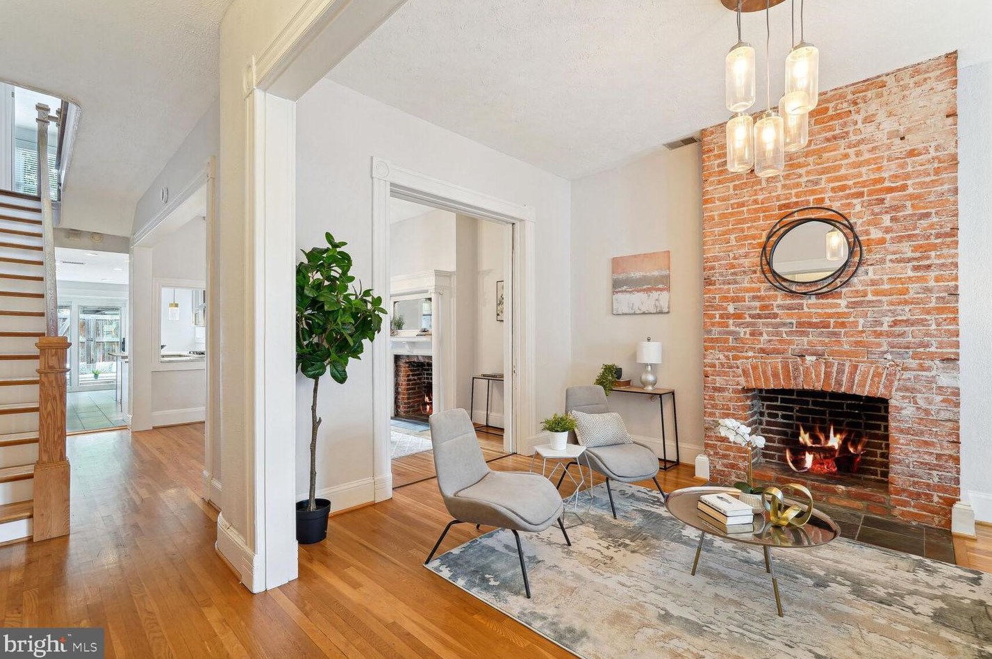 409 R St, Washington, DC 20001-1917