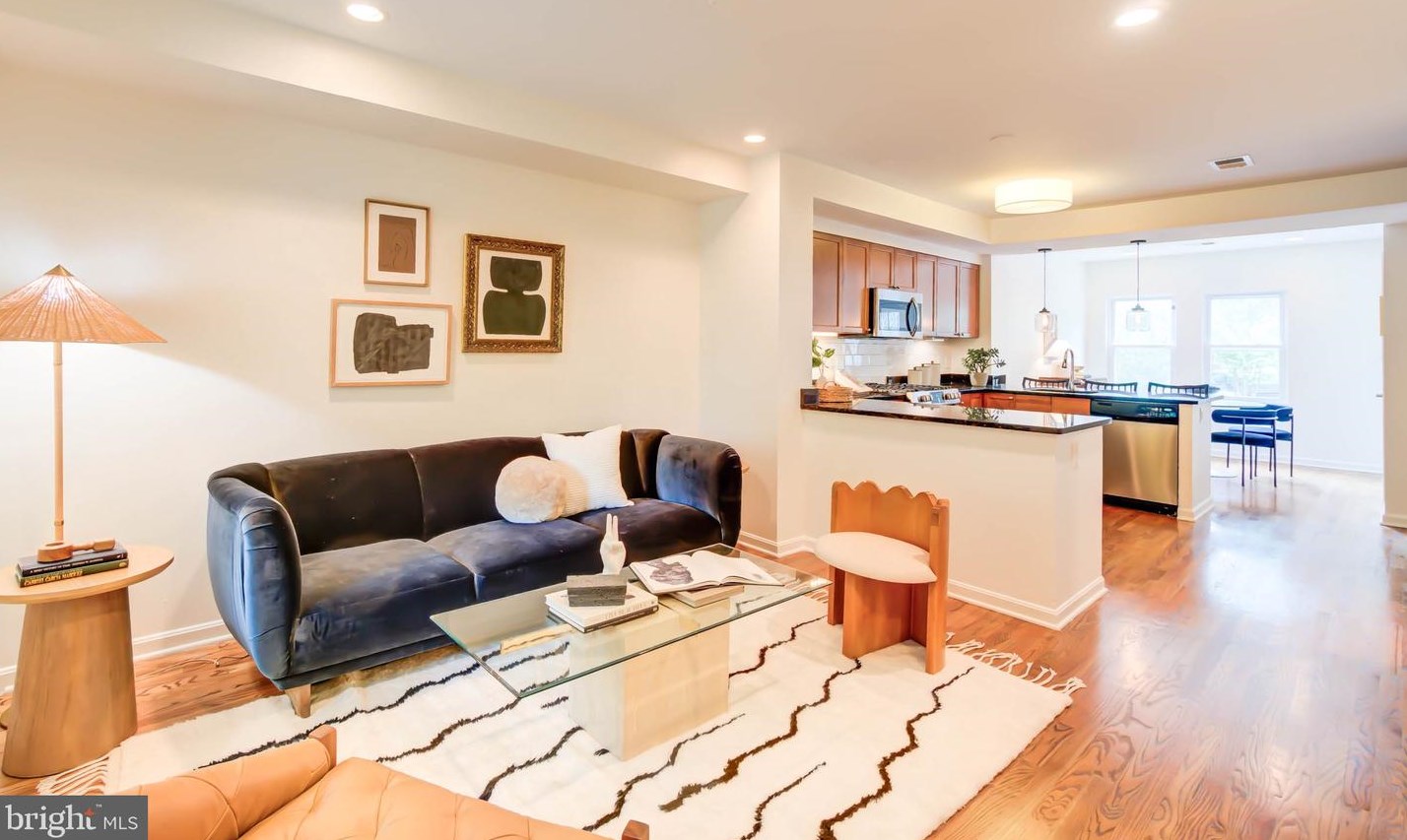 1547 Carolina Ave, Washington, DC 20002-6529