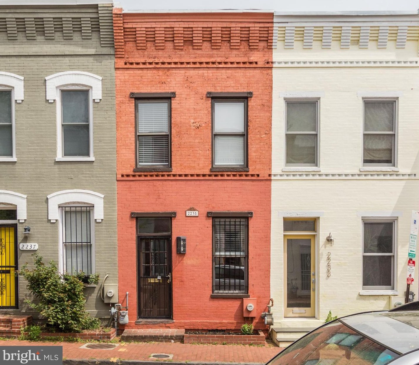 2235 12th Pl Nw, Washington, DC 20009