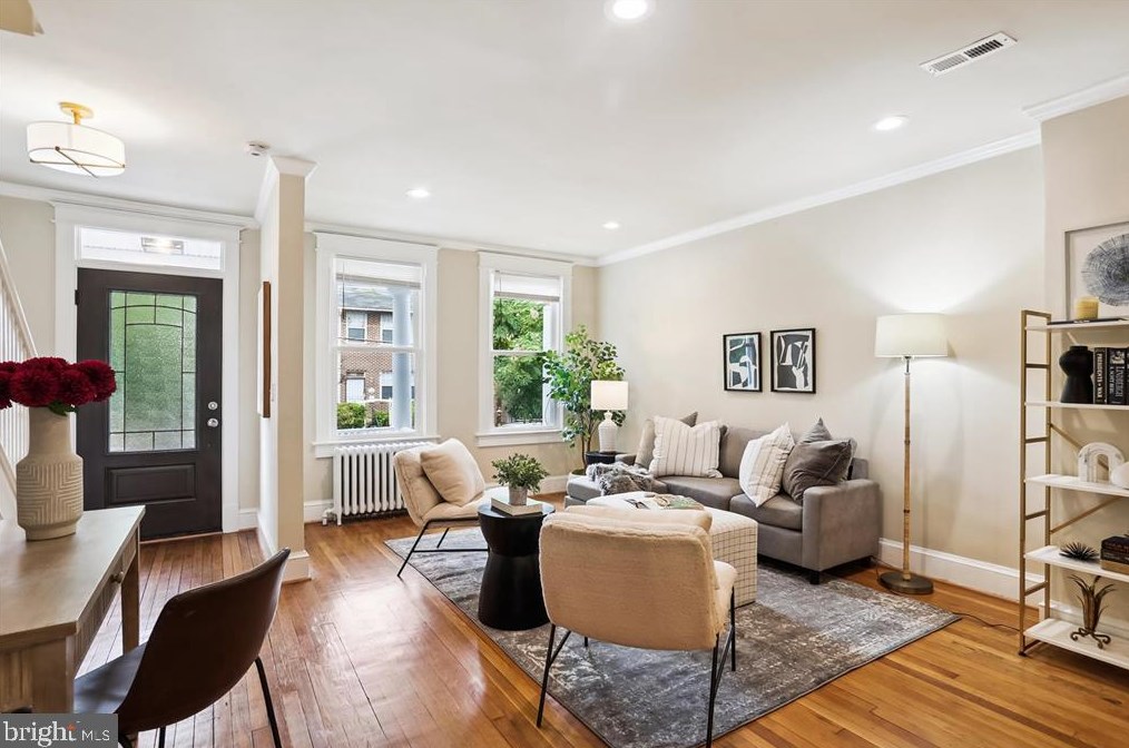 2248 Shannon Pl, Washington DC  20020-5740 exterior