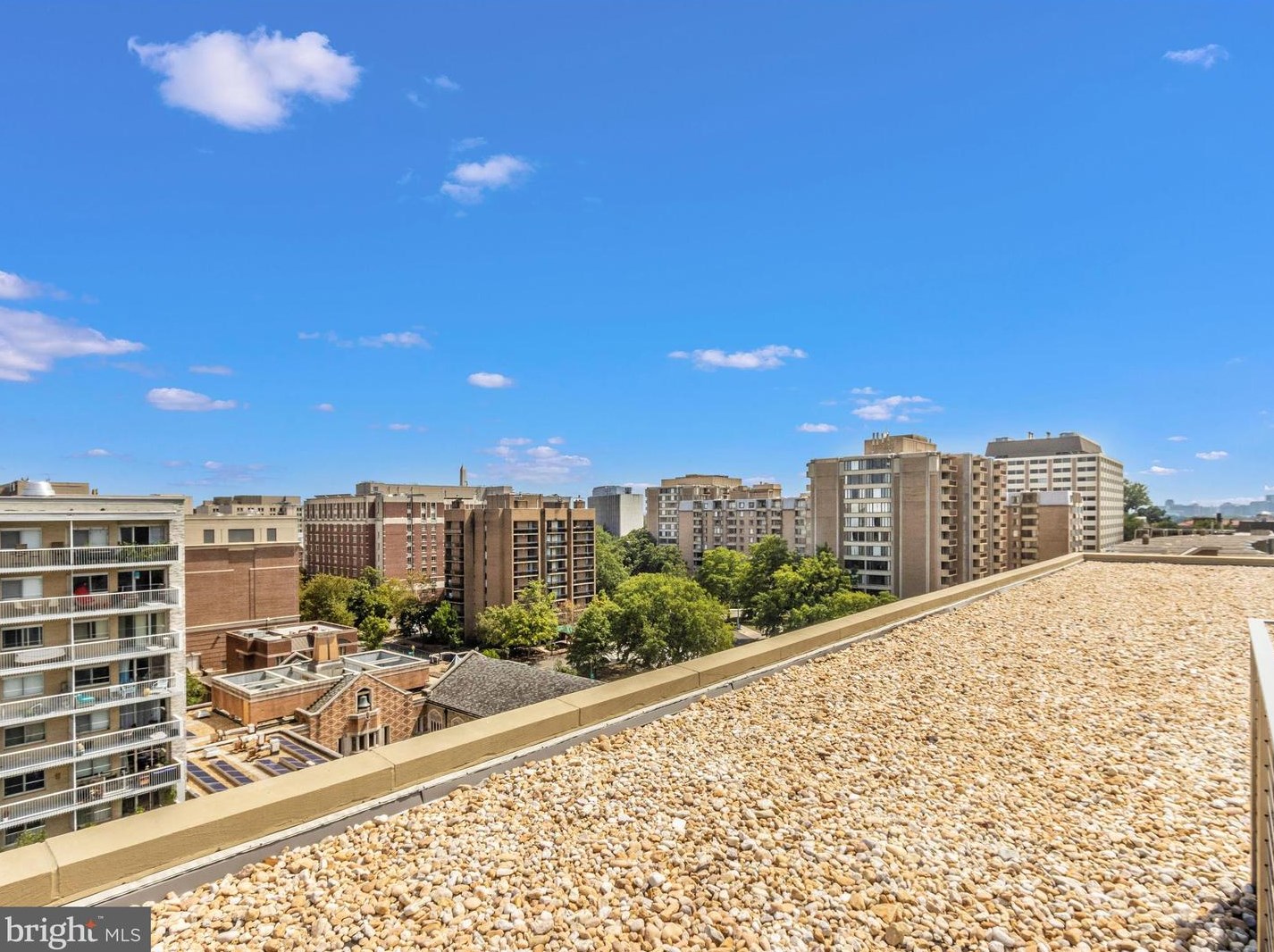 2475 Virginia Ave, Washington DC  20037-2639 exterior