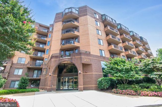 2111 Wisconsin Ave Nw Apt 411, Washington, DC 20007