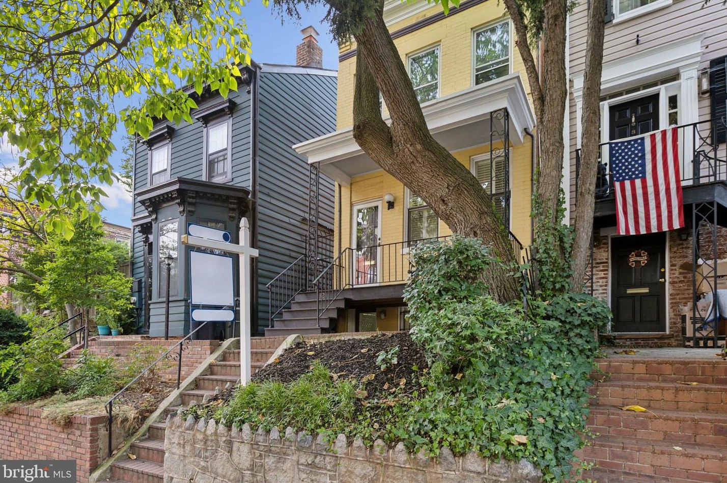 321 4th St, Washington, DC 20003-2010