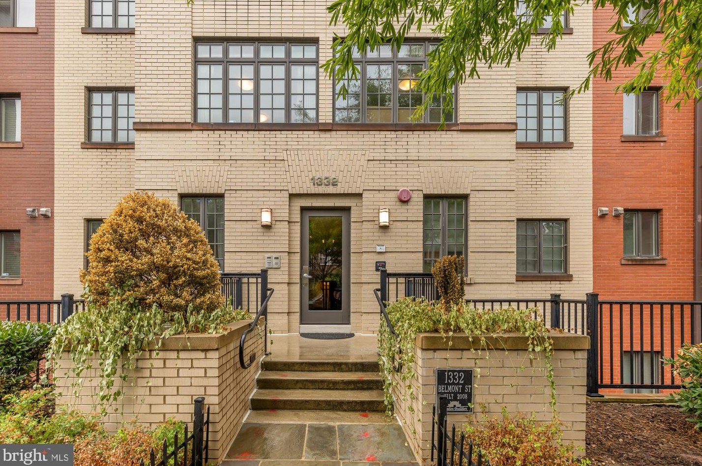 1332 Belmont St, Washington DC  20009-4894 exterior