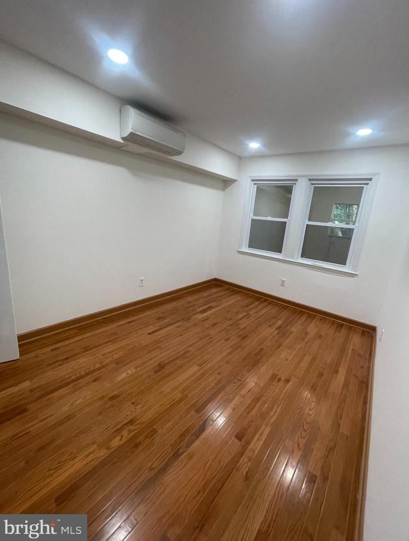 1613 18th St, Washington DC 20003-1614 exterior