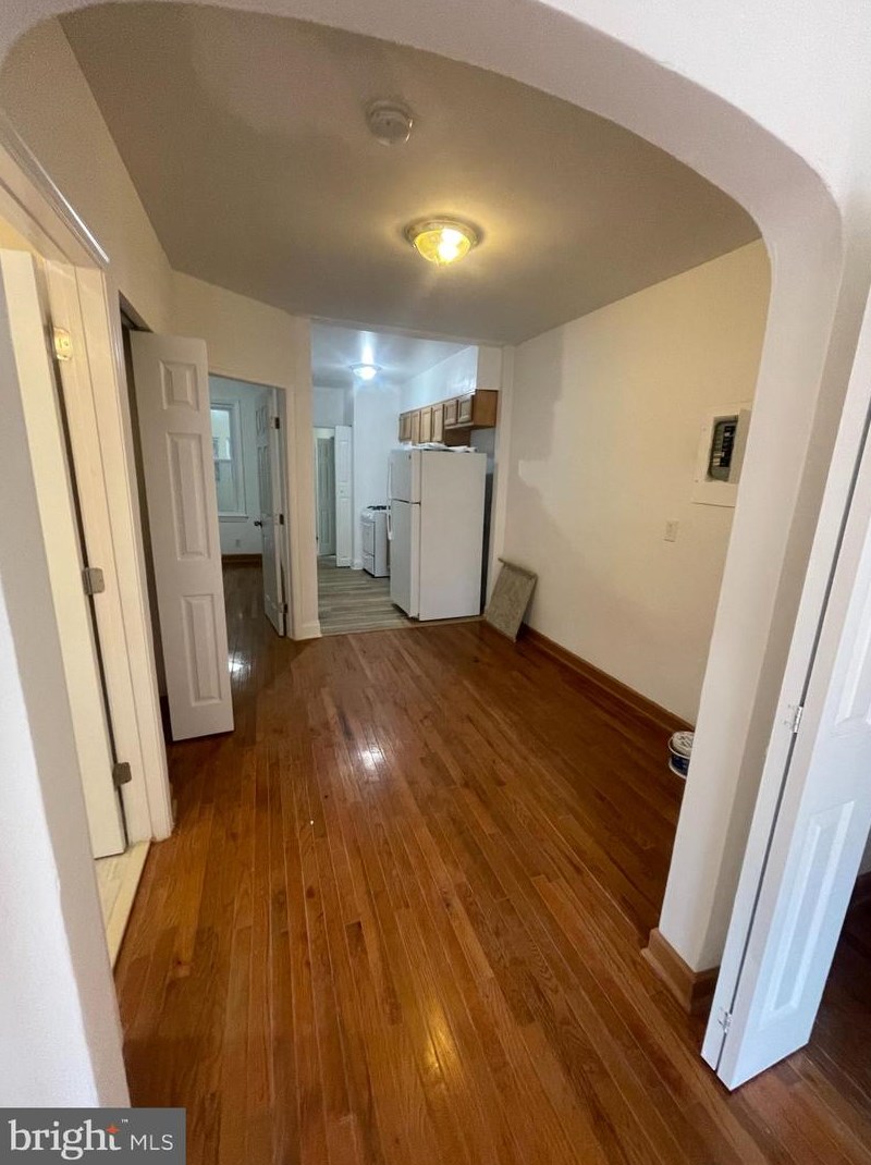 1613 18th St, Washington, DC 20009-2509