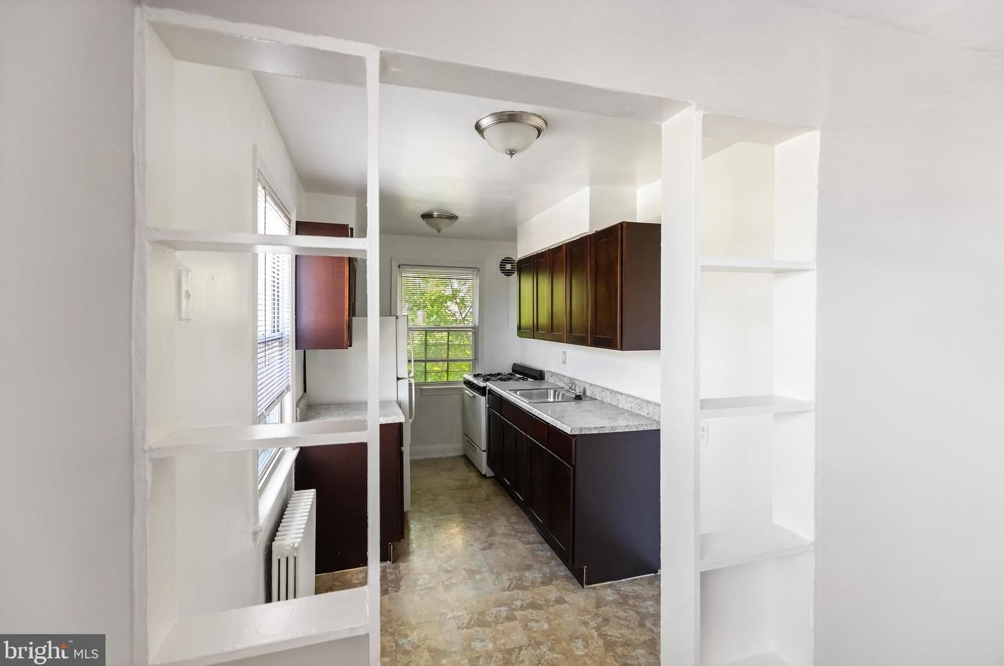3320 11th Street Se #101, Washington, DC 20032