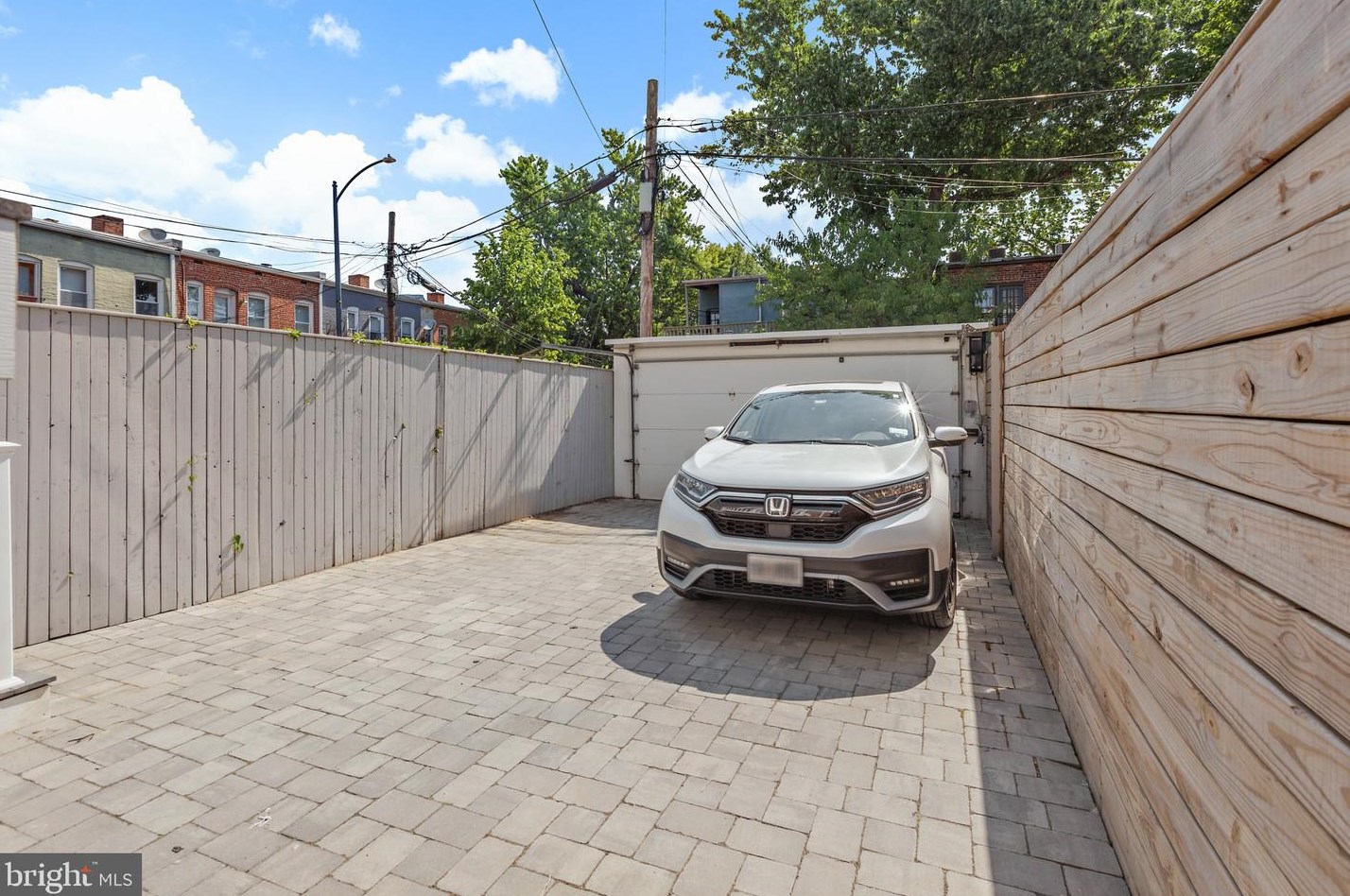 243 12th St, Washington DC  20003-1401 exterior