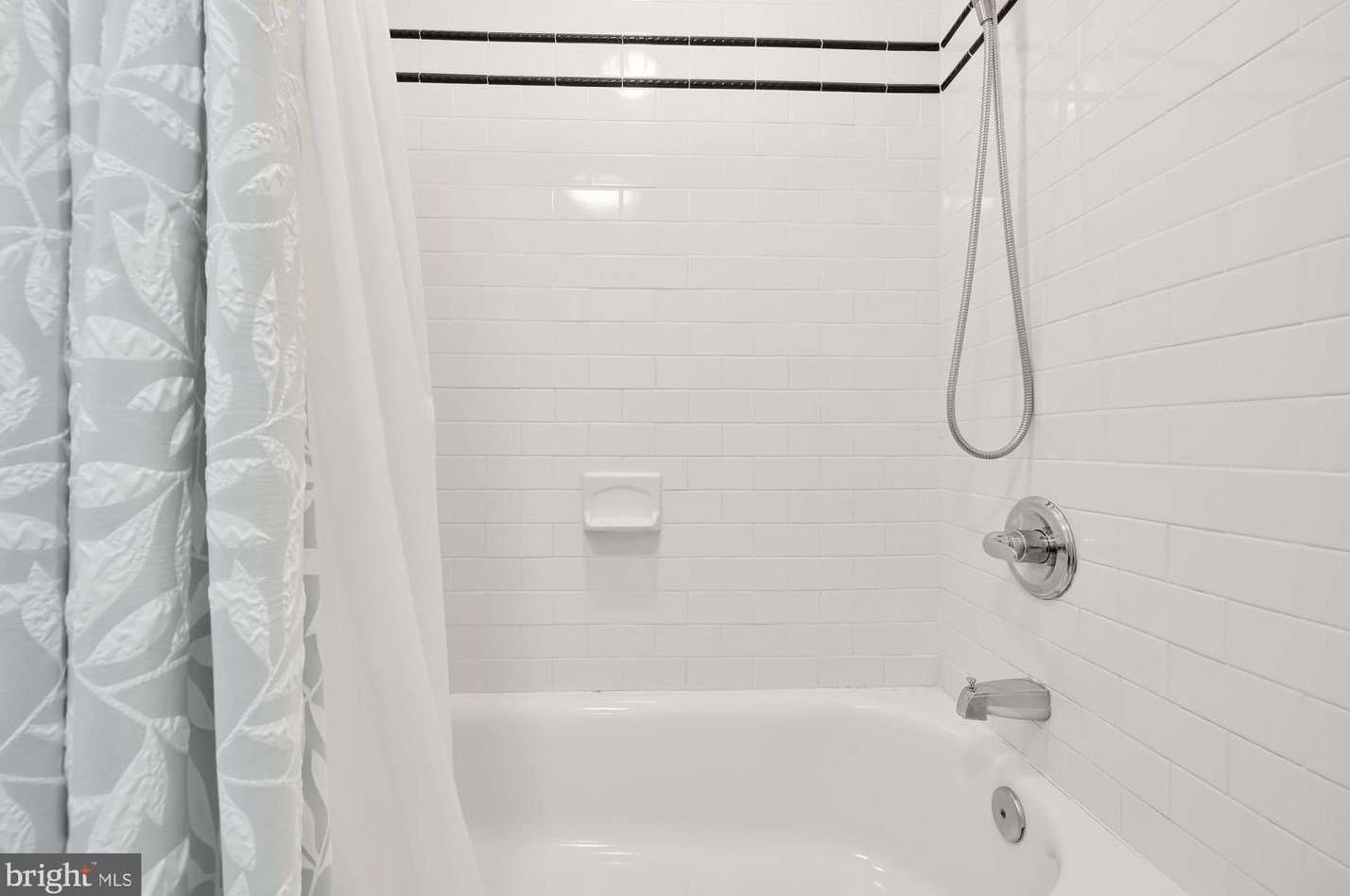 2014 Capitol St, Washington DC 20002-1328 exterior