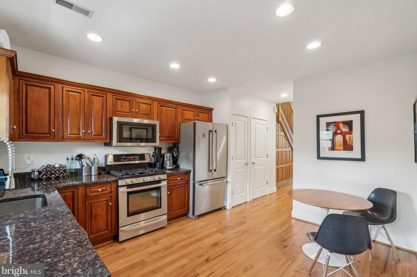 54 Randolph Pl, Washington DC  20001-1124 exterior