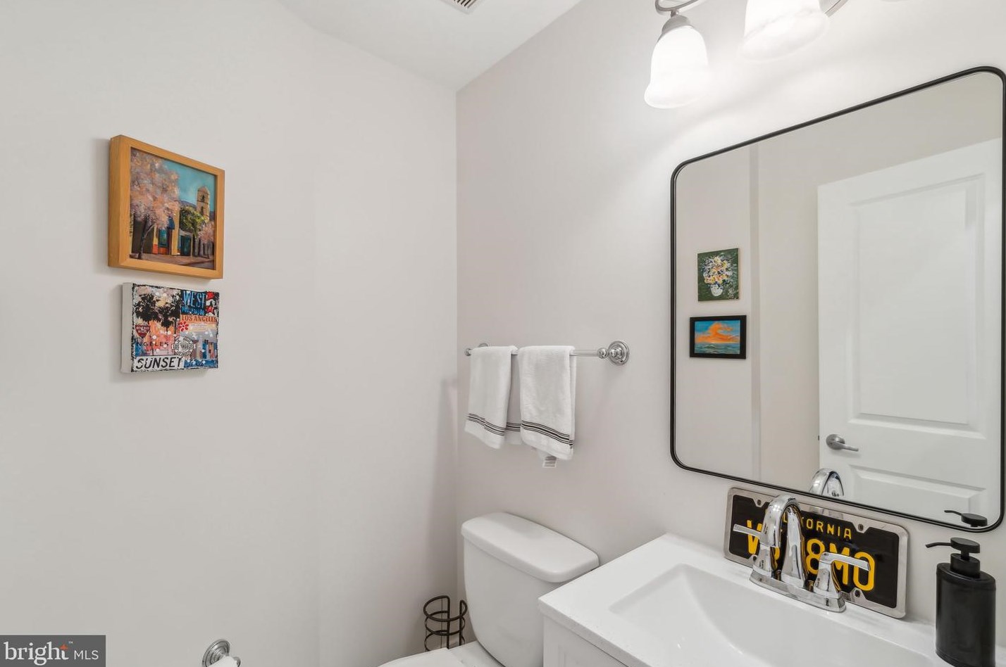 54 Randolph Pl, Washington DC  20001-1124 exterior