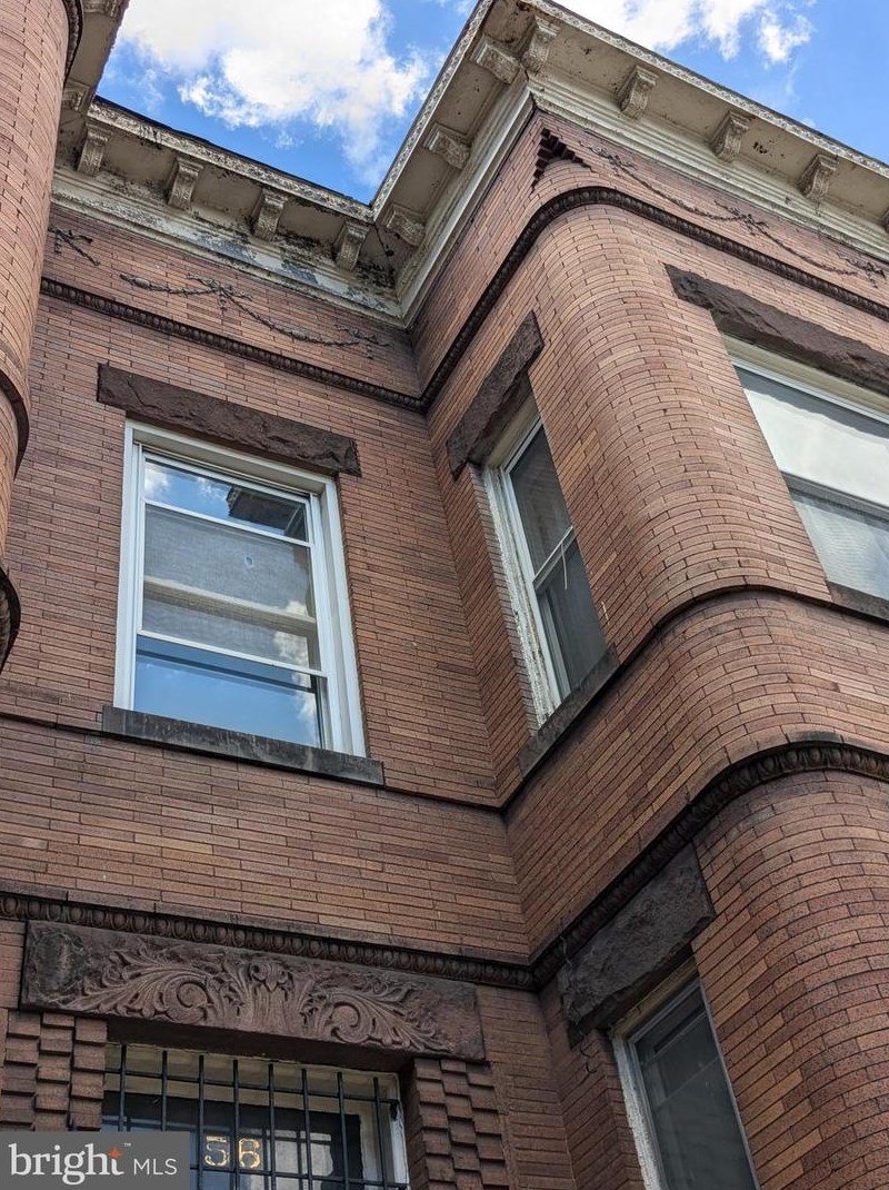 56 Quincy Pl, Washington, DC 20001-1108