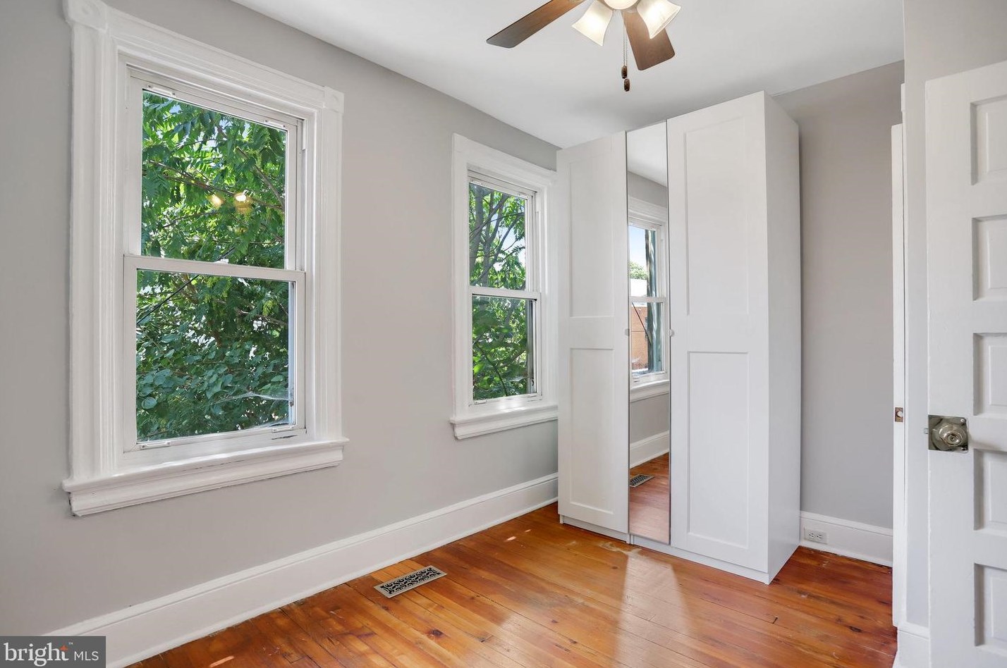 629 18th St, Washington DC  20002-7209 exterior