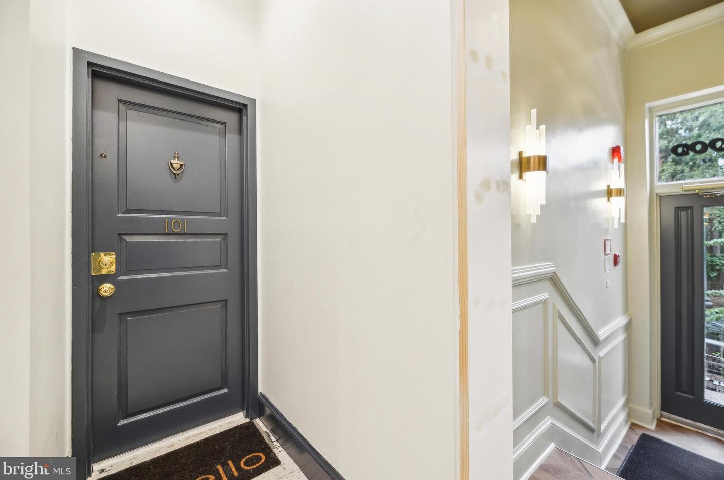 1843 Mintwood Pl, Washington, DC 20009-1934