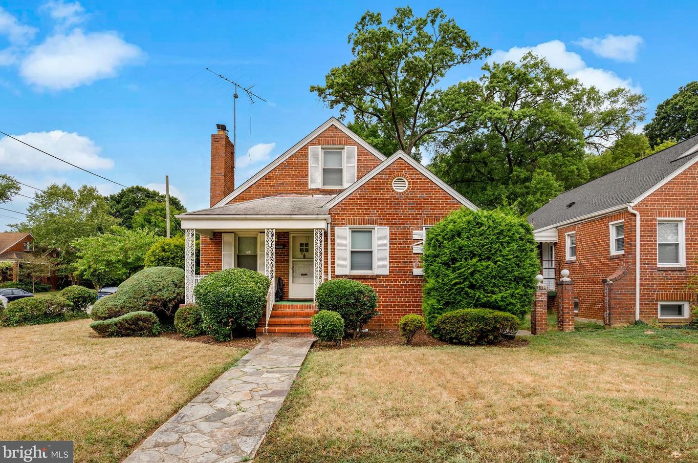 4000 20th St, Washington, DC 20018-3256